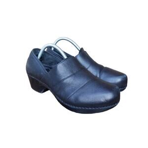 Dansko Black Leather Clog - Professional EU 40 US 9.5-10